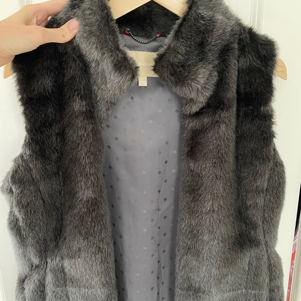 Banana Republic faux fur vest